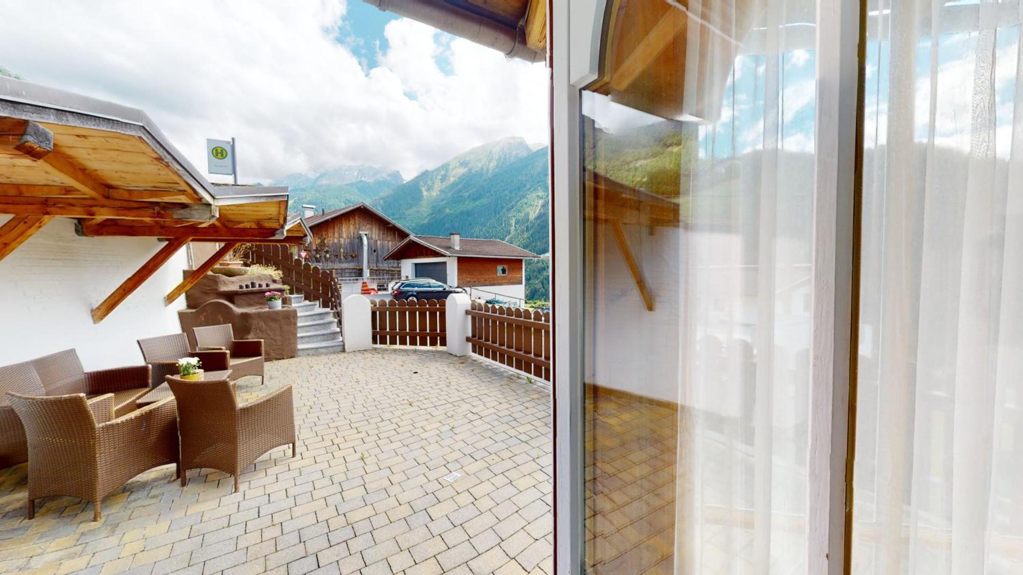 Pitztal Living Aparthotel Jerzens Eksteriør bilde